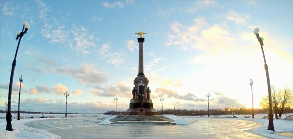 Памятник "Тысячелетие Ярославля "